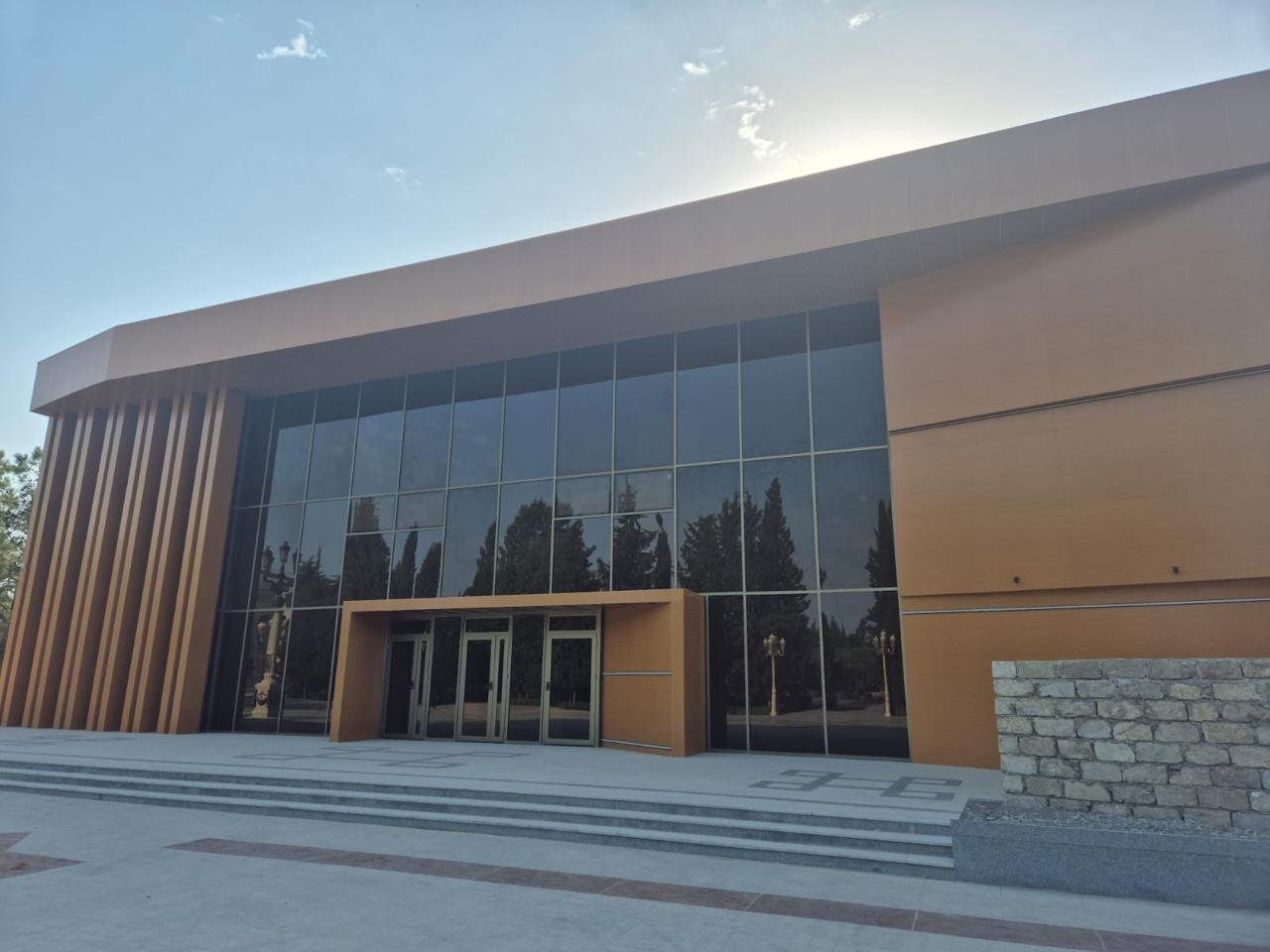 Yevlax Rayonu Heydər Əliyev Sarayı 3